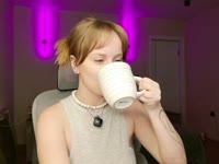 Natural ginger, soft curves, and a gaze that can pin you in place ;)
Come say hi. Tell me your name, what you’re into, and whether you’re ready to orbit me or just watch from a safe distance