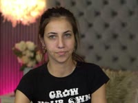 I am a hot and sensual model always in the mood to have fun with you on cam