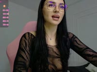 I m a excited girl who love to know and create conexion with people, talk and chat