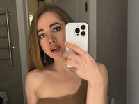 camwhore masturbating AuroraCrave