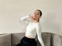 nude webcamgirl picture BettyMaldonado