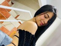 cam girl playing with vibrator CristalLinares