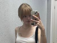 cam girl picture DonetteOkada