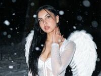 naked camgirl masturbating EmilianaEscobar