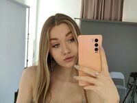naked girl with webcam masturbating with dildo EndaRold