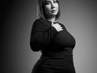 adult cam show IngaAche