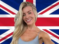 camslut showing pussy LovelyLydia