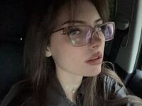 cam girl spreading pussy SisMiora