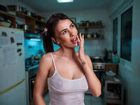 girl cam AmouraVelisse