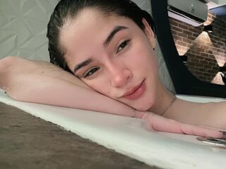 erotic cam CamilaMalkovich