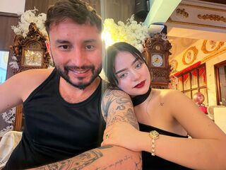 adult live web cam EvaAndJacob