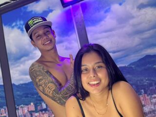 adult couple live sex webcam KendallAndShawn