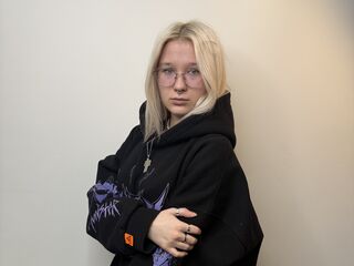 topless cam girl AdelinaCostanti