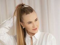 hot livecam AdelineCamelin