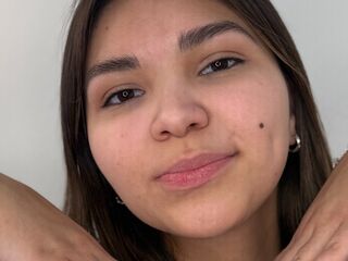 dirty cam show AdriaKunstlinger