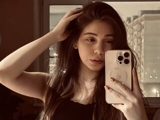 jasmin webcam model AlishiaCowlin
