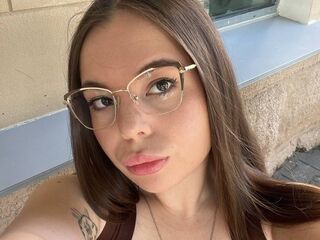 live free chat AmeliaLung