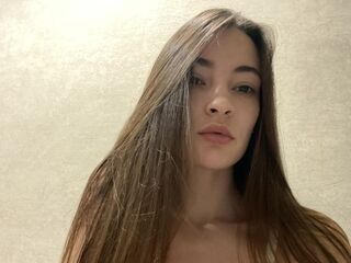 topless camgirl AnitaSchneider