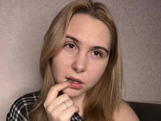 beautiful webcamgirl ArdellaBisom