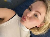 sexy live webcam girl ArdithCrostwit