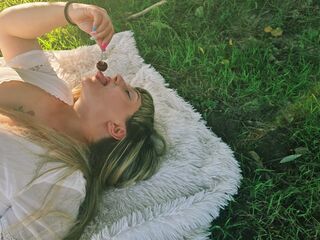 camslut masturbating AriaHaley