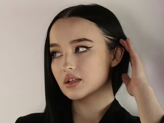 camwhore masturbating with sextoy BellaRei