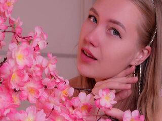 free nude live show BertaTurro