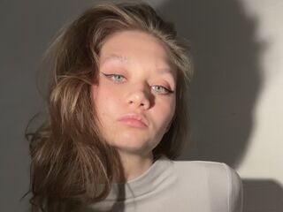 naked camgirl BrandiLiedberg