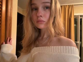 naked webcam girl fingering BrittaneyCreitz