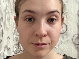 naughty camgirl masturbating BuenaRiblet