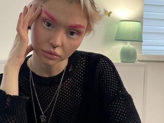naked webcam girl CarmeliaPolyak