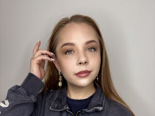 hot naked webcam girl CaseySalizar