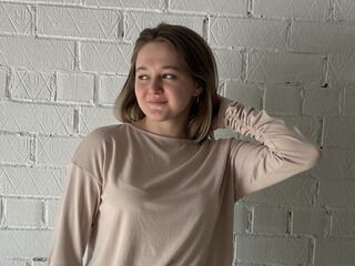 naughty cam girl ChristiaBenoy