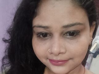 babe cam CurvySoniya