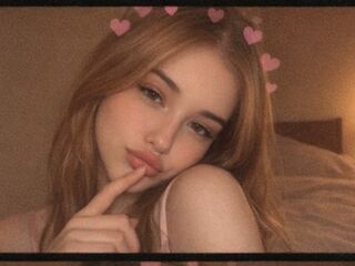 cam sex ElaraWinslow