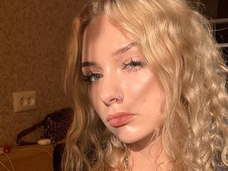 fingering cam girl EliseHulvey