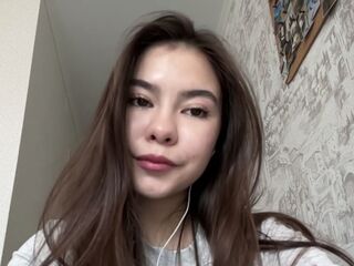 beautiful webcamgirl ElleStarling