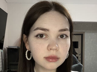 naked girl with cam masturbating EmiliRoyzi