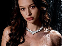 hot striptease show EmilyShiny