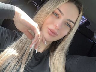 fingering girl EmyiliaBliss