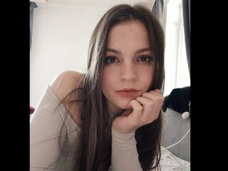 naked cam girl masturbating with vibrator ErynBjornstrom