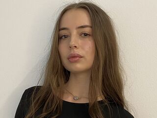 camslut video EttaRaybourn