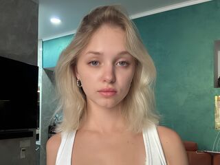 chat room free EveMorrison