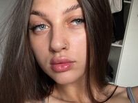 naked cam girl picture FionaHey