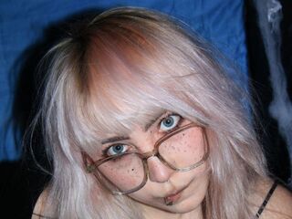 fingering cam girl GrettaLuna