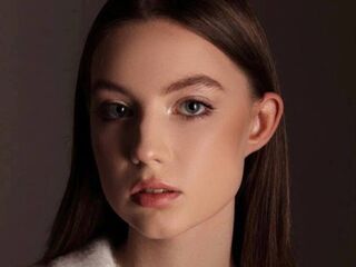 fingering girl cam JaneneFeig