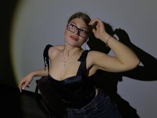 webcam bitch chatroom JennyBlossom