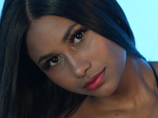 girl shaving pussy JeyMoon