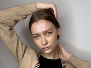 naked cam girl photo JonnieHillen