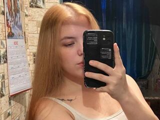 girl sexcam KarrieAnesi